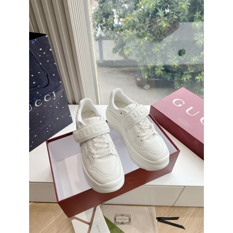 G*u*i casual shoes
